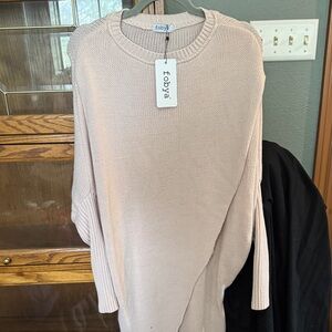Women's Blush Crew Neck Sweater